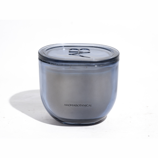 Picture of Cotton Blossom & Lily 410g Candle, by Home Fragrance Co.