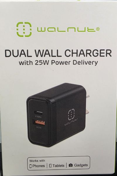 Picture of Walnut Dual Wall Charger w/25W Power Delivery